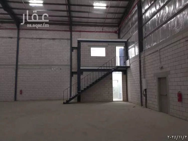 مستودع للإيجار في شارع عبدالقادر بن محمد ، حي طيبة ، الرياض ، منطقة الرياض صورة 2