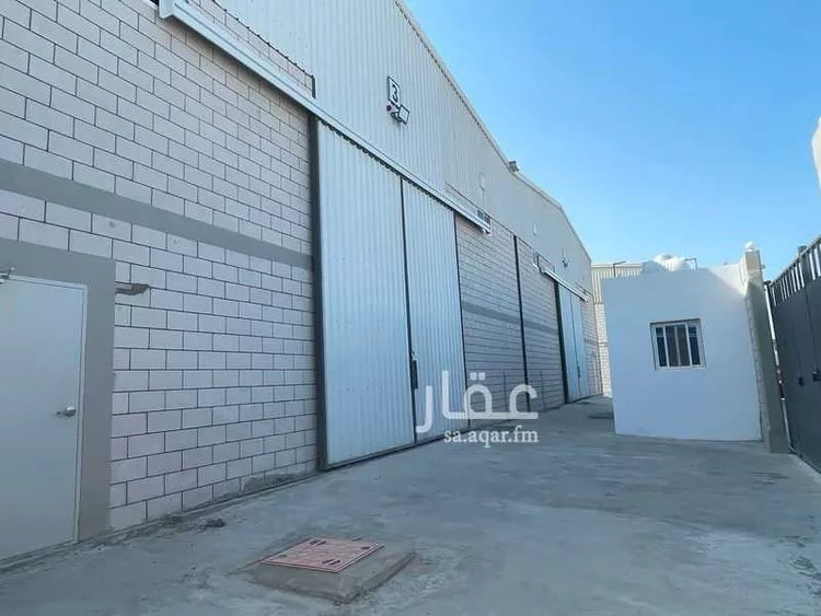 Warehouse for Rent in Jeddah Al Wadi صورة 3