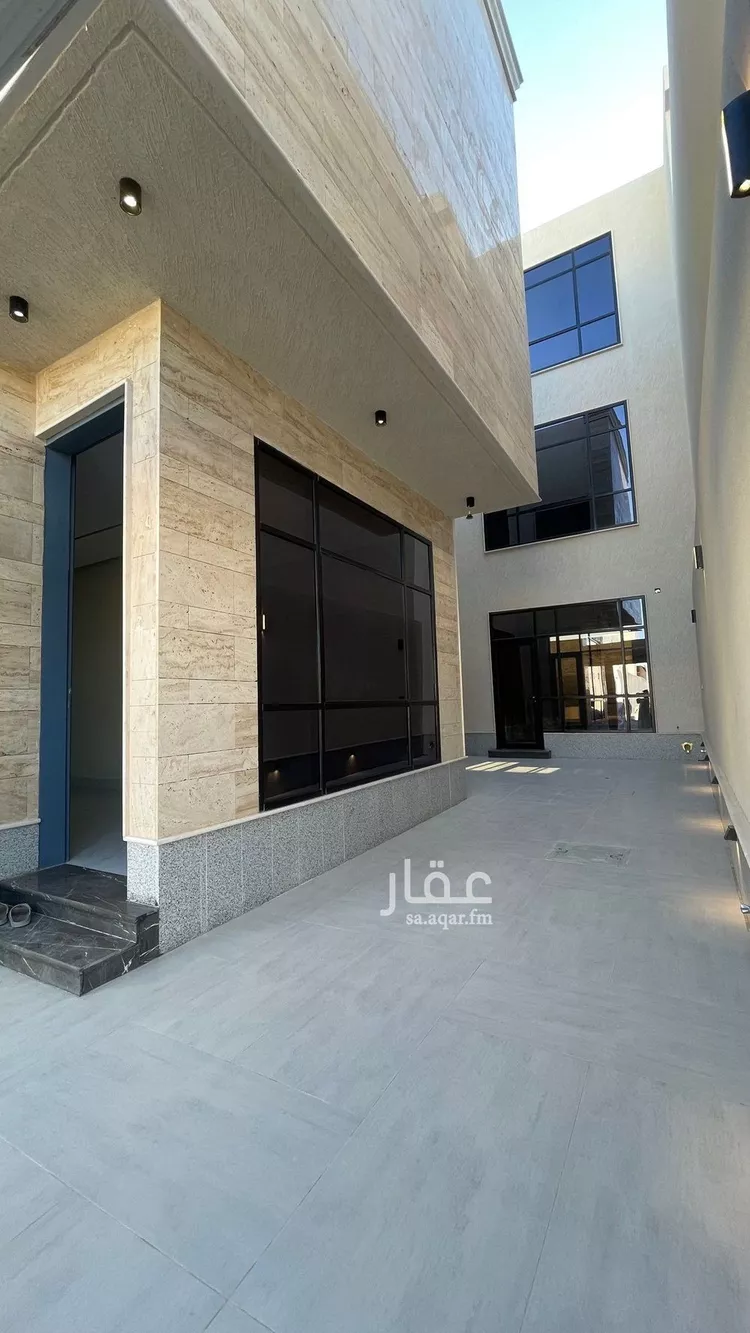 فيلا للبيع في شارع الفروسية, حي المهدية, مدينة الرياض, منطقة الرياض صورة 2