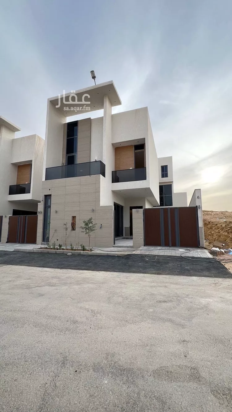 Villa for Sale in Riyadh Al Mahdiyah