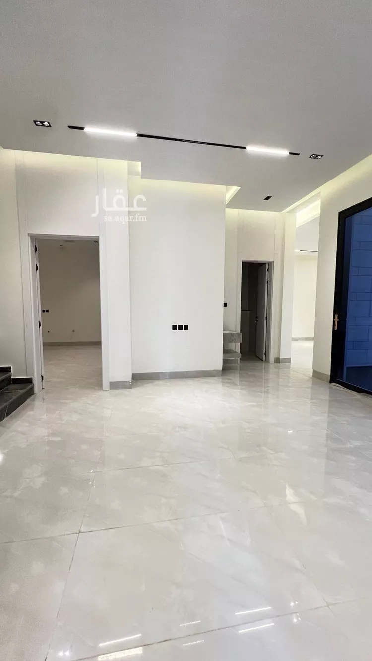 فيلا للبيع في شارع السيل, حي المهدية, مدينة الرياض, منطقة الرياض صورة 5