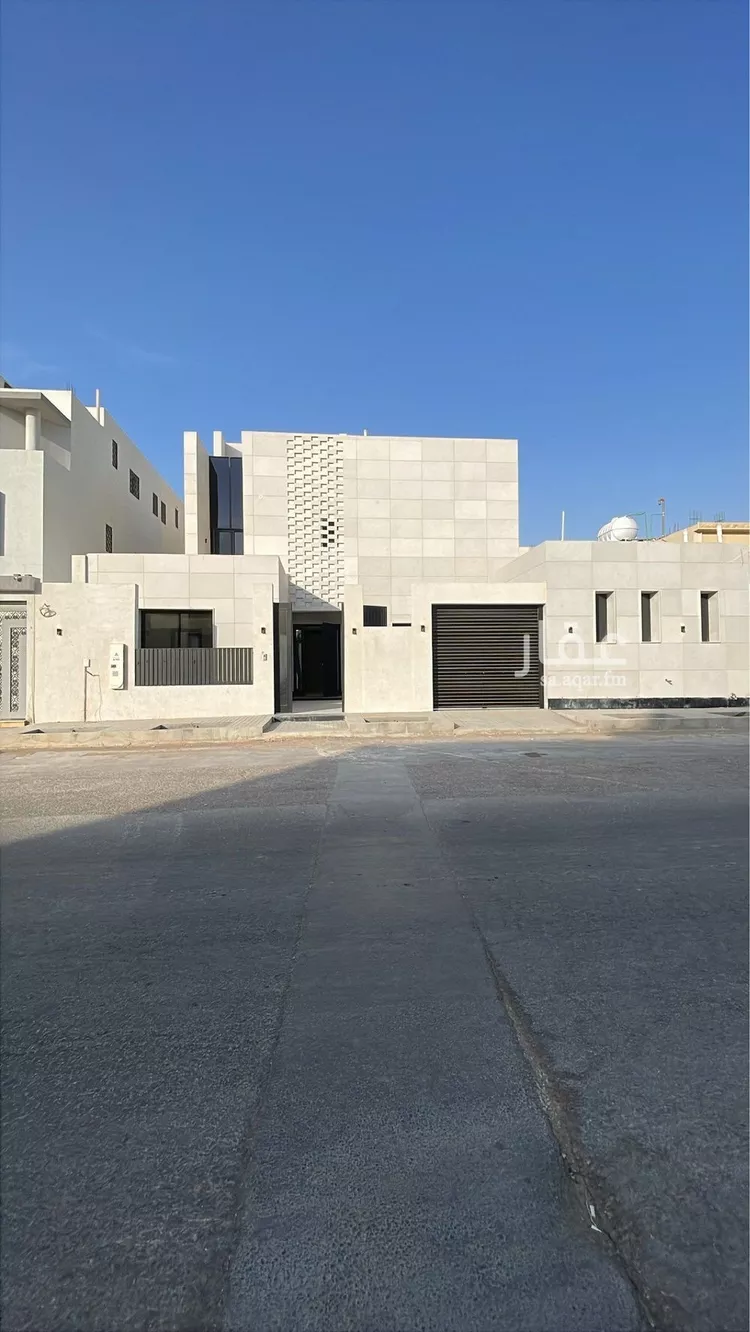 فيلا للبيع في شارع عبدالقادر بن عبدالوارث, حي المهدية, مدينة الرياض, منطقة الرياض