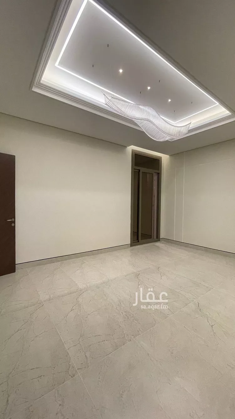 فيلا للبيع في شارع عبدالقادر بن عبدالوارث, حي المهدية, مدينة الرياض, منطقة الرياض صورة 4