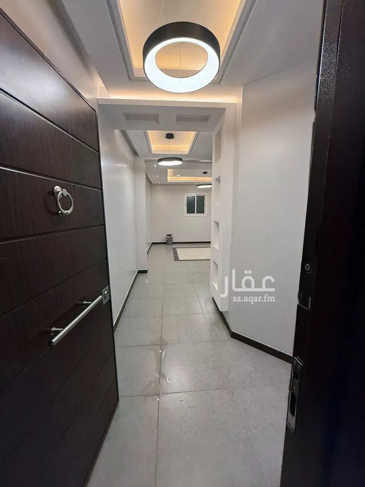 شقة للإيجار في شارع ميناء الاحمدي, حي إشبيلية, مدينة الرياض, منطقة الرياض صورة 2