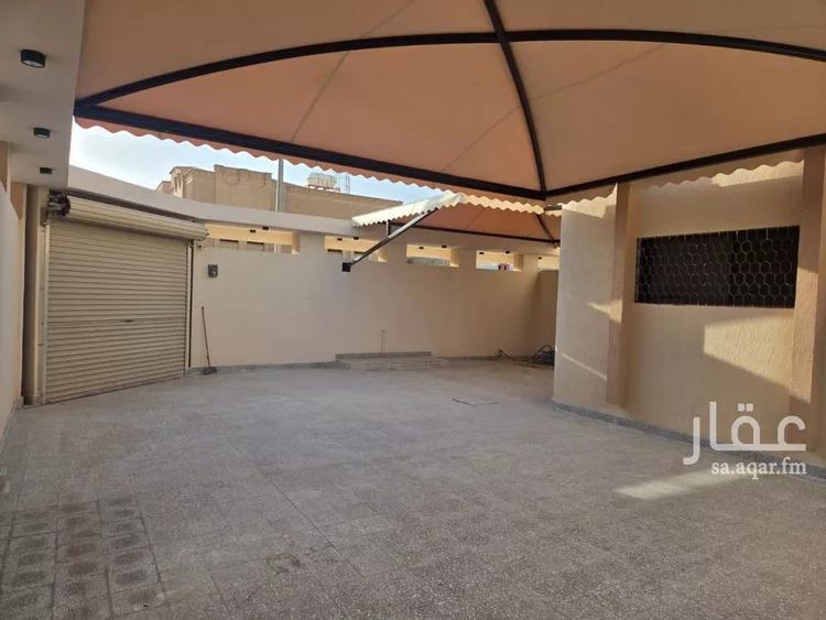فيلا للبيع في شارع أحمد بن خيرة, حي الحمراء, مدينة الرياض, منطقة الرياض صورة 3