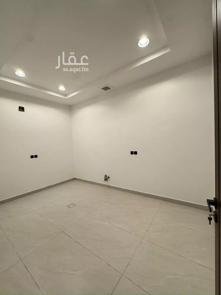 شقة للبيع في شارع ابن تغري, حي القادسية, مدينة الرياض, منطقة الرياض صورة 3