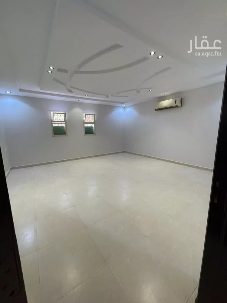 شقة للإيجار في شارع رقم 94, حي ظهرة لبن, مدينة الرياض, منطقة الرياض صورة 2