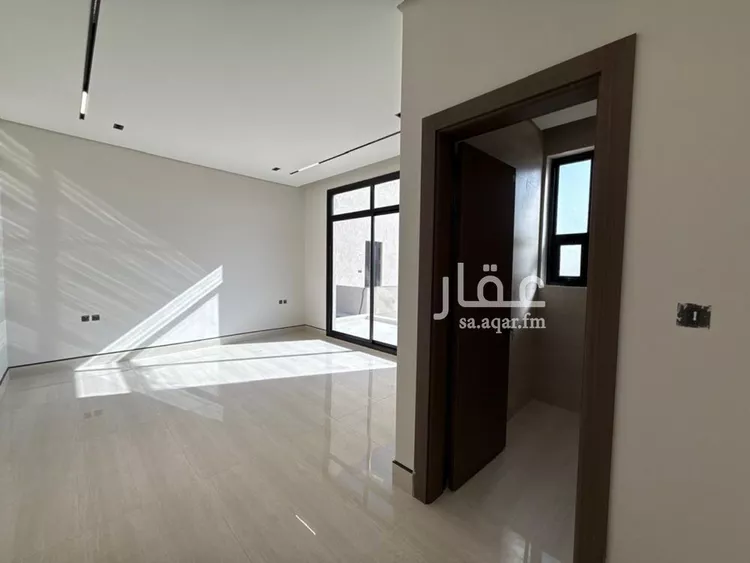 فيلا للبيع في شارع رقم 298, حي النظيم, مدينة الرياض, منطقة الرياض 18