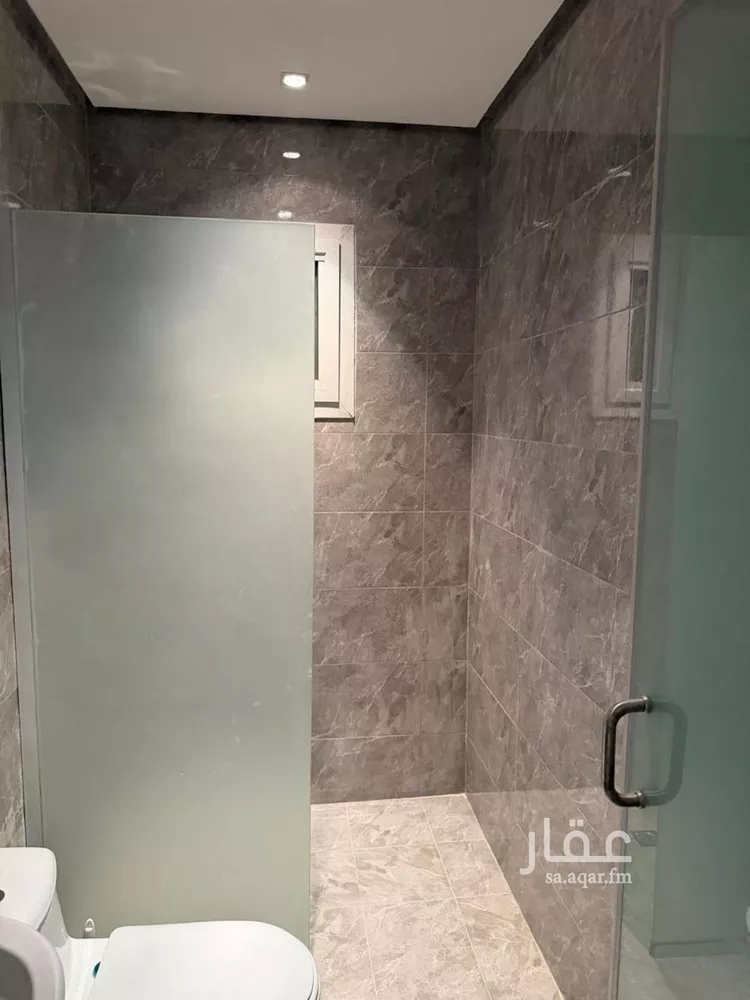 فيلا للإيجار في شارع علي أبي العلي, حي عرقة, مدينة الرياض, منطقة الرياض 19