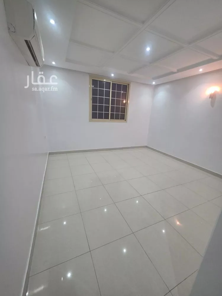 Floor for Rent in Riyadh Al Yasmin 11