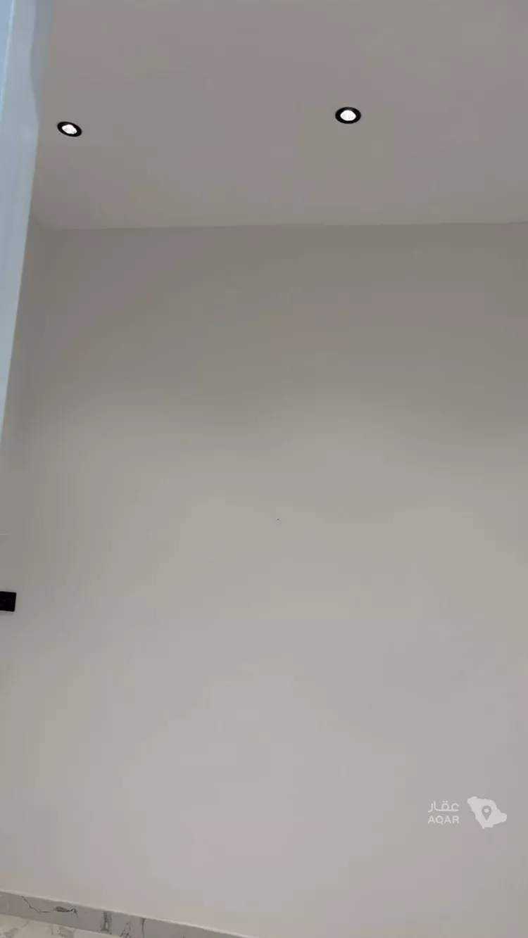 Floor for Rent in Riyadh Al Arid 3