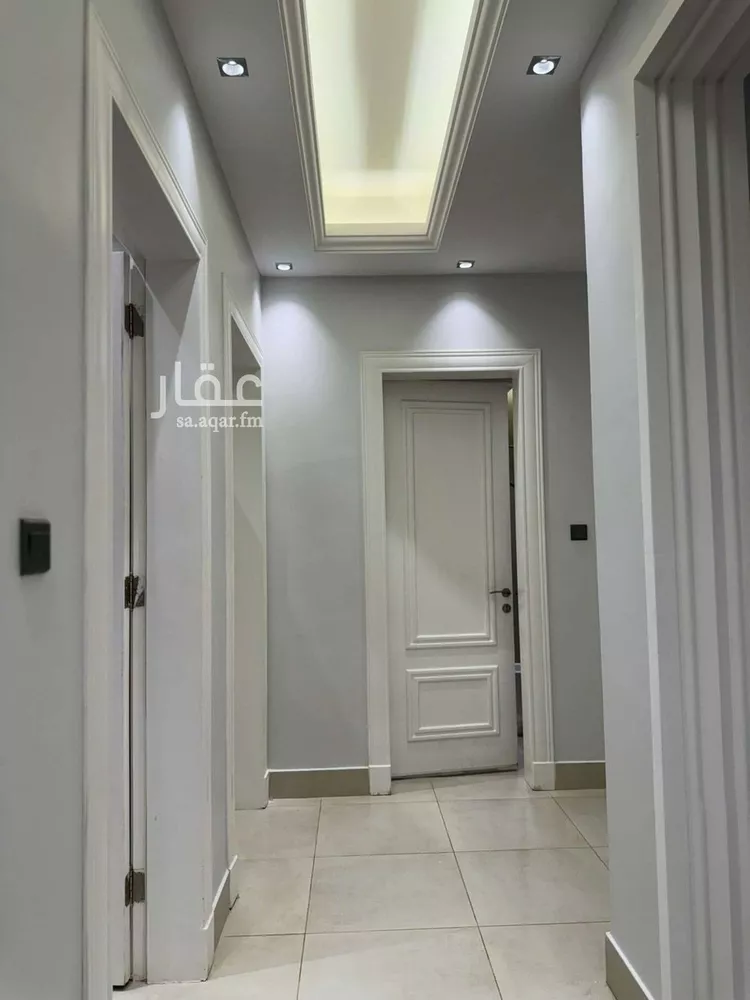 شقة للإيجار في شارع صدر الدين الشافعي, حي القيروان, مدينة الرياض, منطقة الرياض 8
