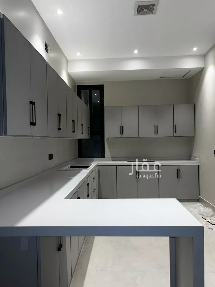 Floor for Rent in Riyadh Al Arid