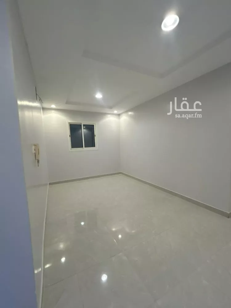 شقة للإيجار في شارع أبي العلاء محمد بن الفقيه, حي الرمال, مدينة الرياض, منطقة الرياض