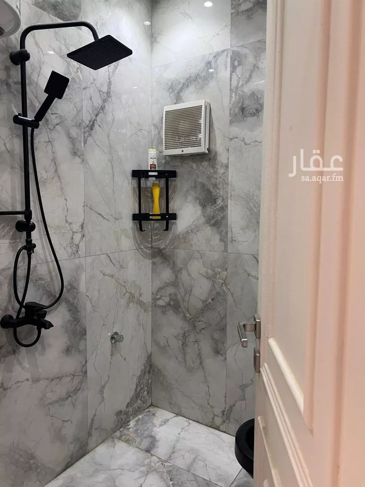 Floor for Rent in Riyadh Al Munsiyah صورة 4