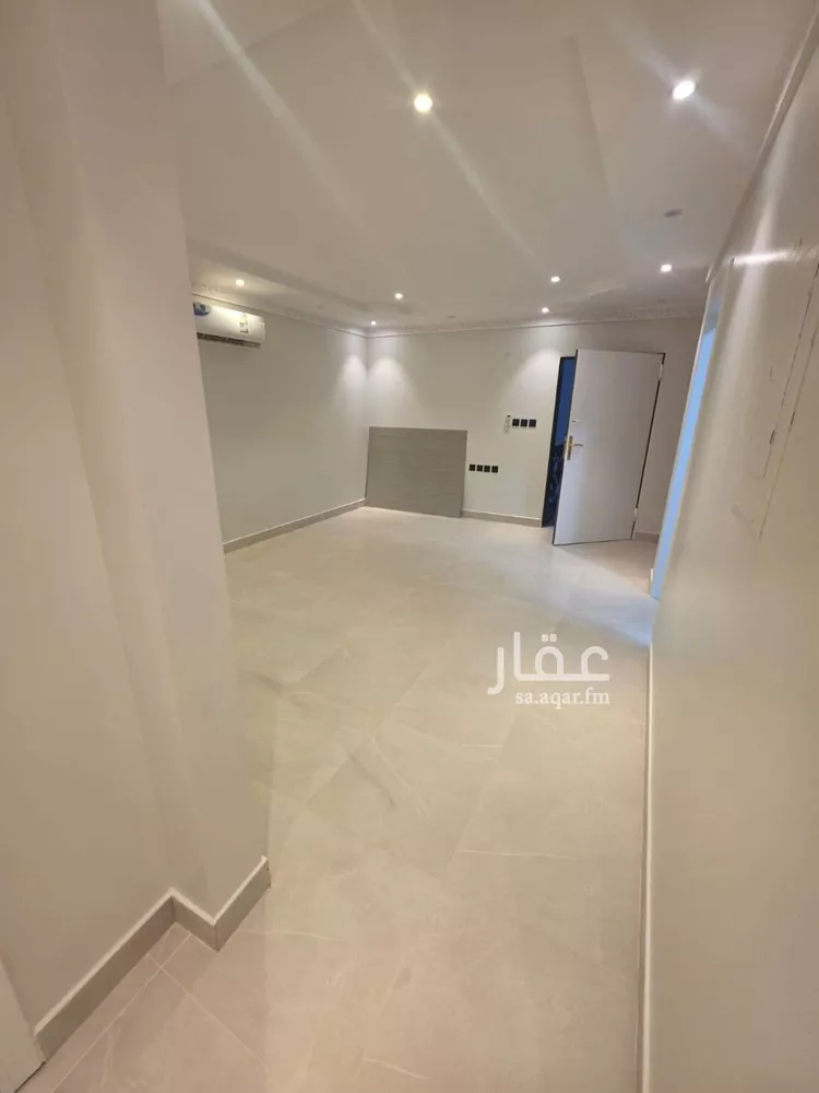 شقة للإيجار في شارع أشقر, حي الندى, مدينة الرياض, منطقة الرياض صورة 2