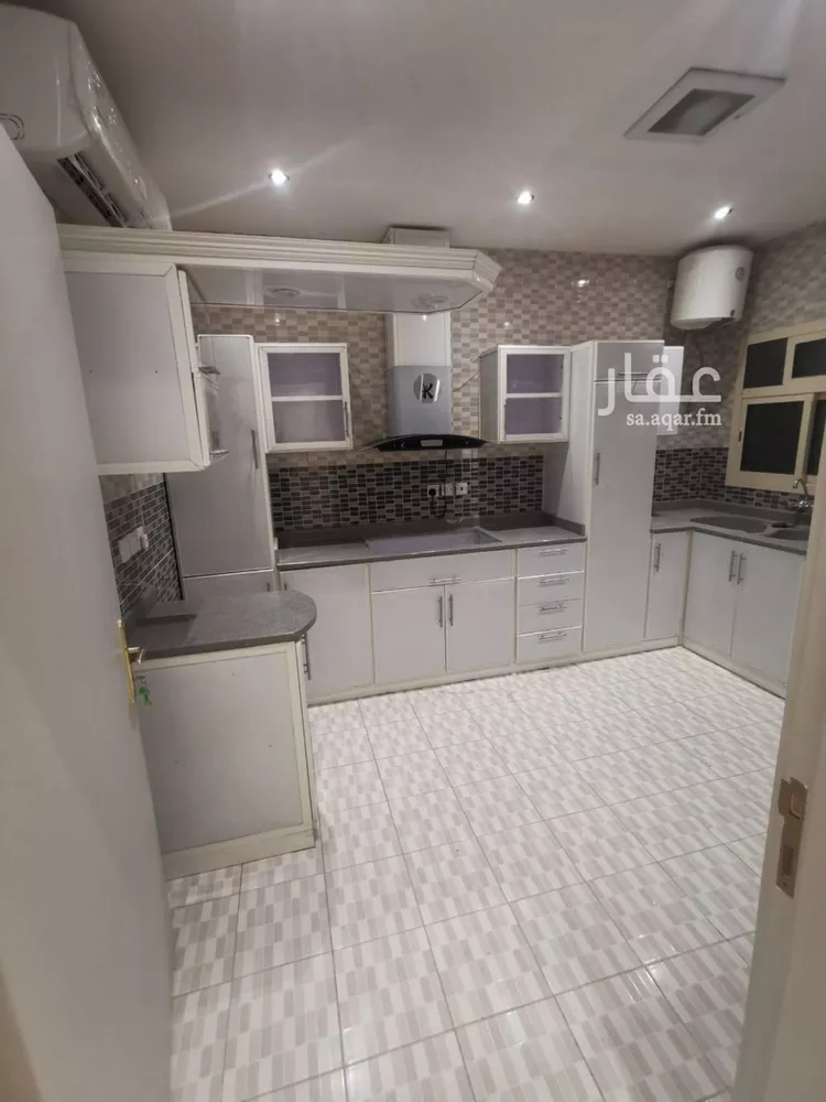 Floor for Rent in Riyadh Qurtubah صورة 5