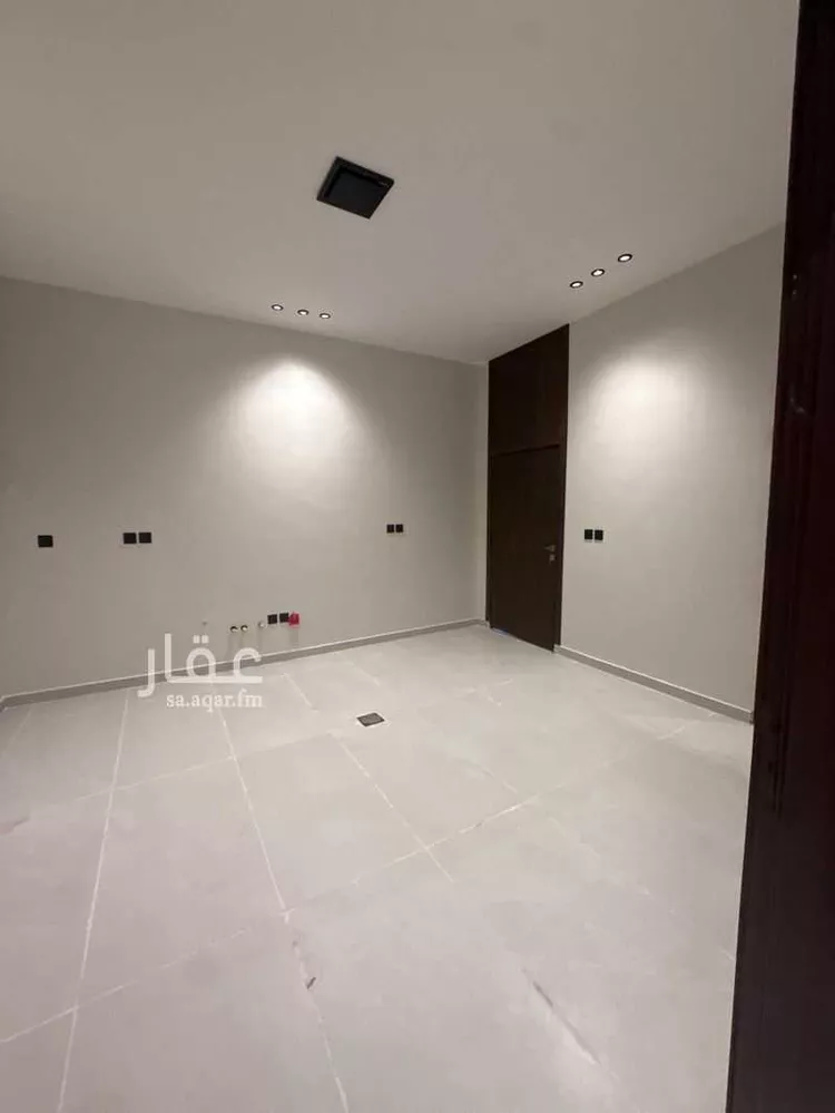دور للبيع في شارع الحكم بن المغفل, حي الروضة, مدينة جازان, منطقة جازان 10