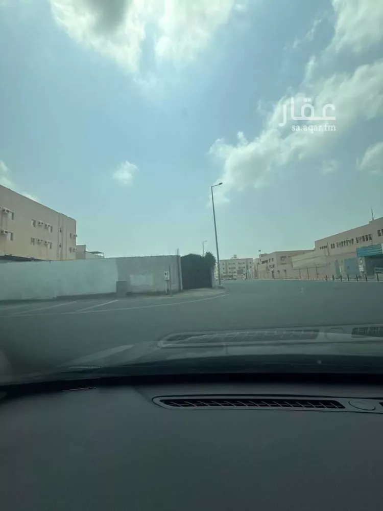 أرض للبيع في شارع عروة بن الزبير, حي الشاطئ, مدينة جازان, منطقة جازان صورة 3