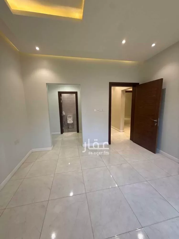 شقة للبيع في شارع سيف الدين قطز, حي المحمدية 2, مدينة جازان, منطقة جازان 11