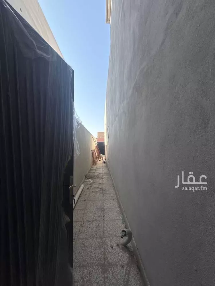 دور للبيع في شارع الحكم بن المغفل, حي الروضة, مدينة جازان, منطقة جازان 11