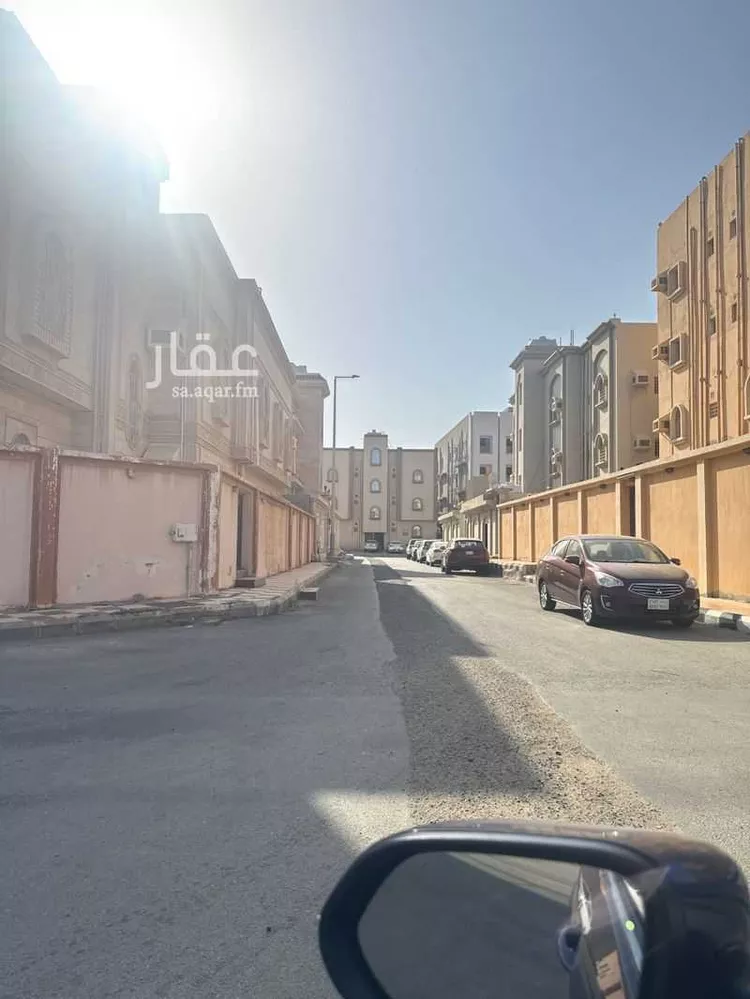 عمارة للبيع في شارع عبدالله ابن الجد ابن القيس, حي الشاطئ, مدينة جازان, منطقة جازان صورة 4