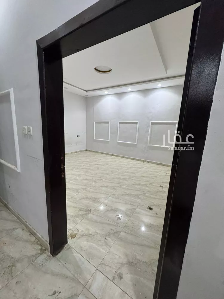 محل للإيجار في شارع الياسمين, حي الجنادرية, مدينة الرياض, منطقة الرياض صورة 3