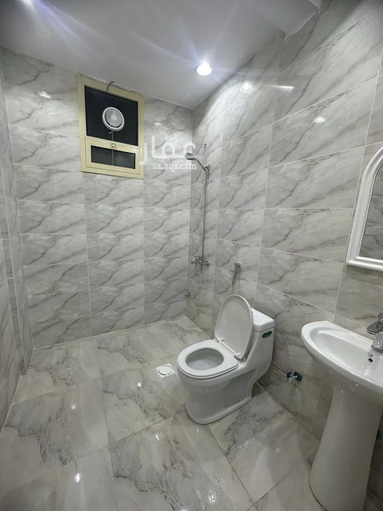 عمارة للإيجار في شارع الامير سلطان ابن عبدالعزيز, حي السليمانية, مدينة الرياض, منطقة الرياض صورة 3