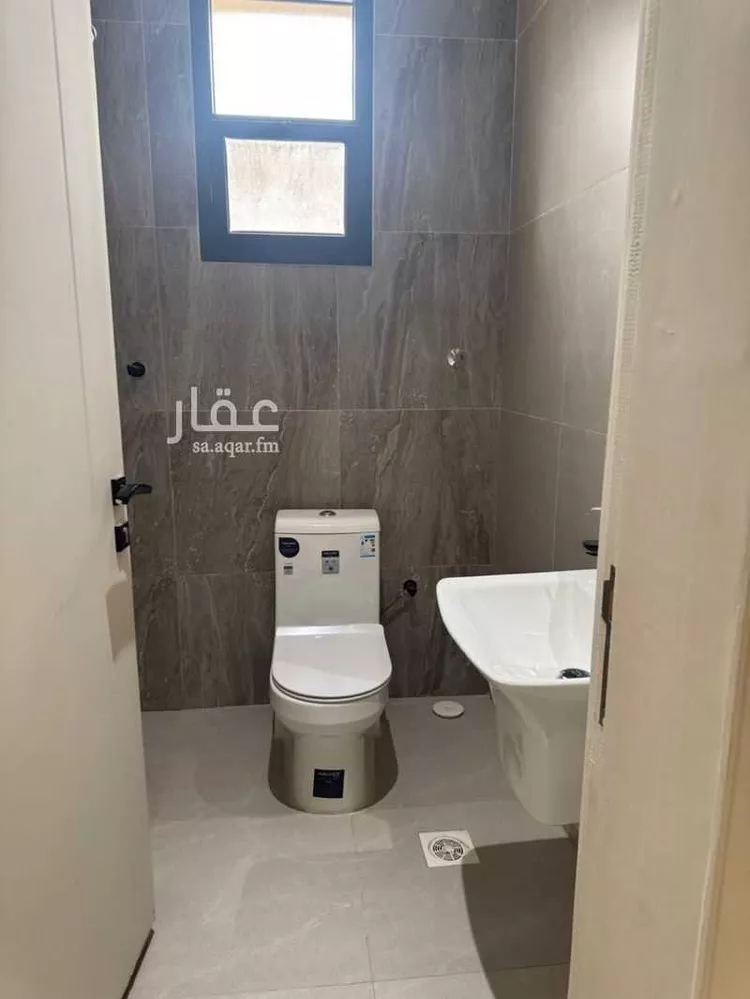 دور للبيع في شارع 20, حي بدر, مدينة الرياض, منطقة الرياض 20