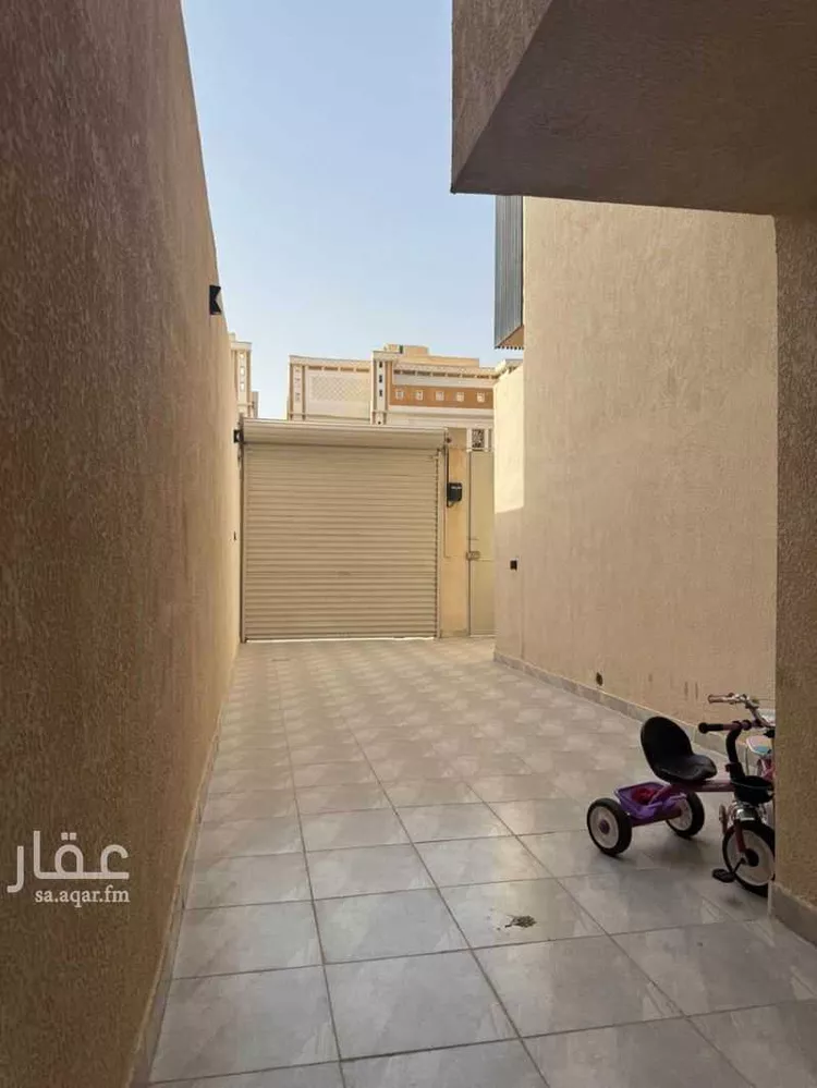دور للبيع في شارع 20, حي بدر, مدينة الرياض, منطقة الرياض 25