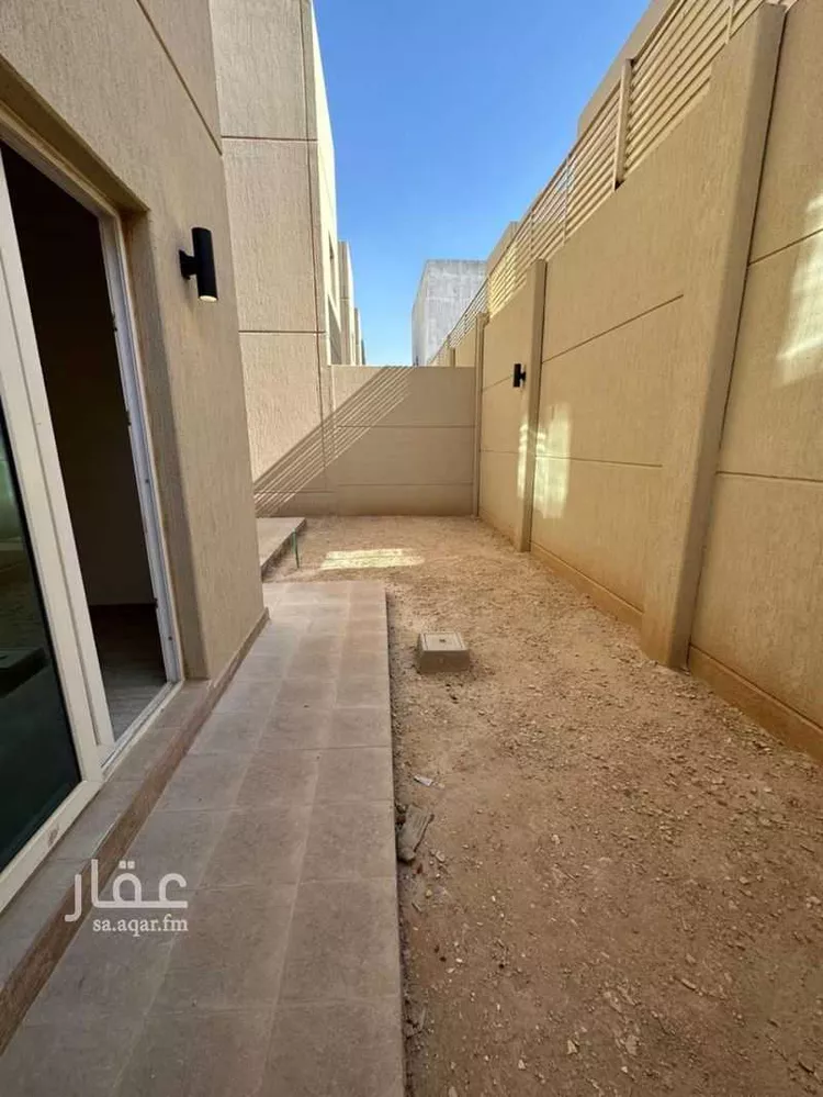 فيلا للإيجار في شارع عبدالرحمن العمادي, حي مطار الملك خالد الدولي, مدينة الرياض, منطقة الرياض صورة 3