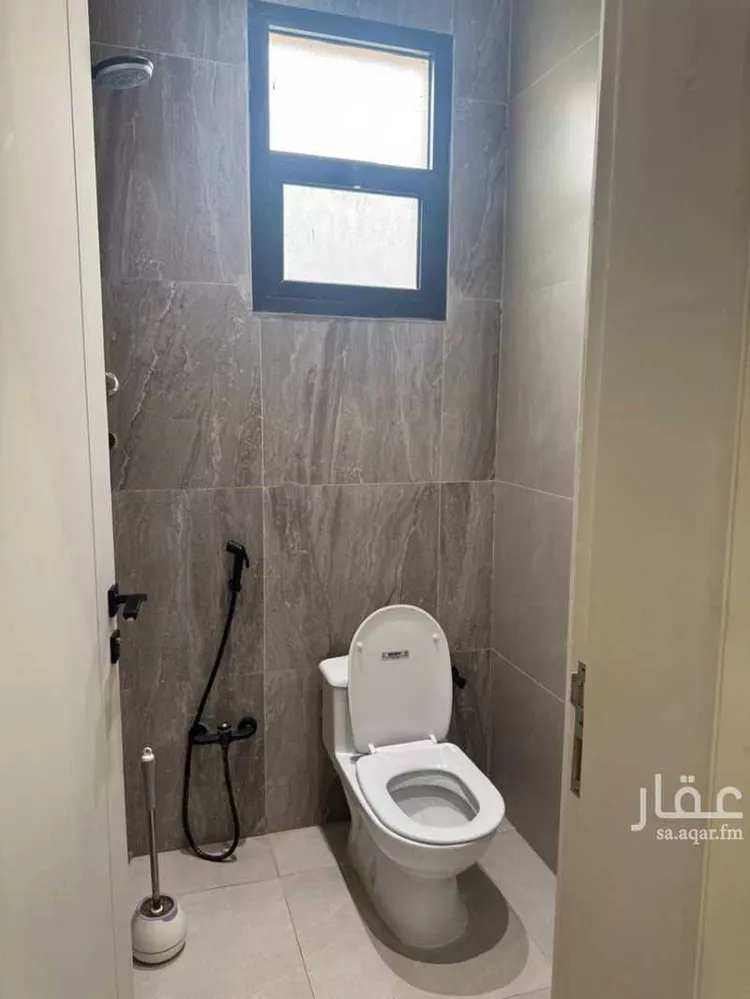 دور للبيع في شارع 20, حي بدر, مدينة الرياض, منطقة الرياض 17