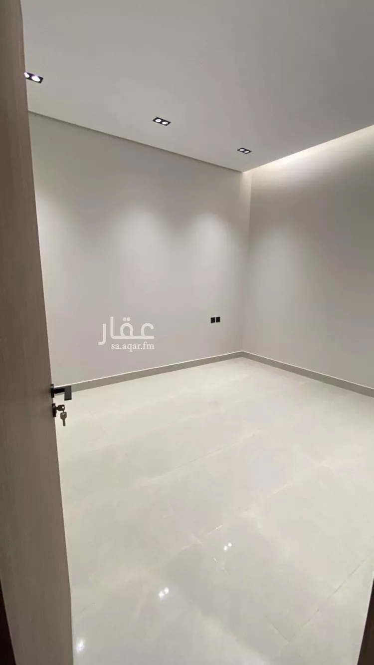 فيلا للبيع في شارع علي بن الأثير, حي الرمال, مدينة الرياض, منطقة الرياض صورة 4