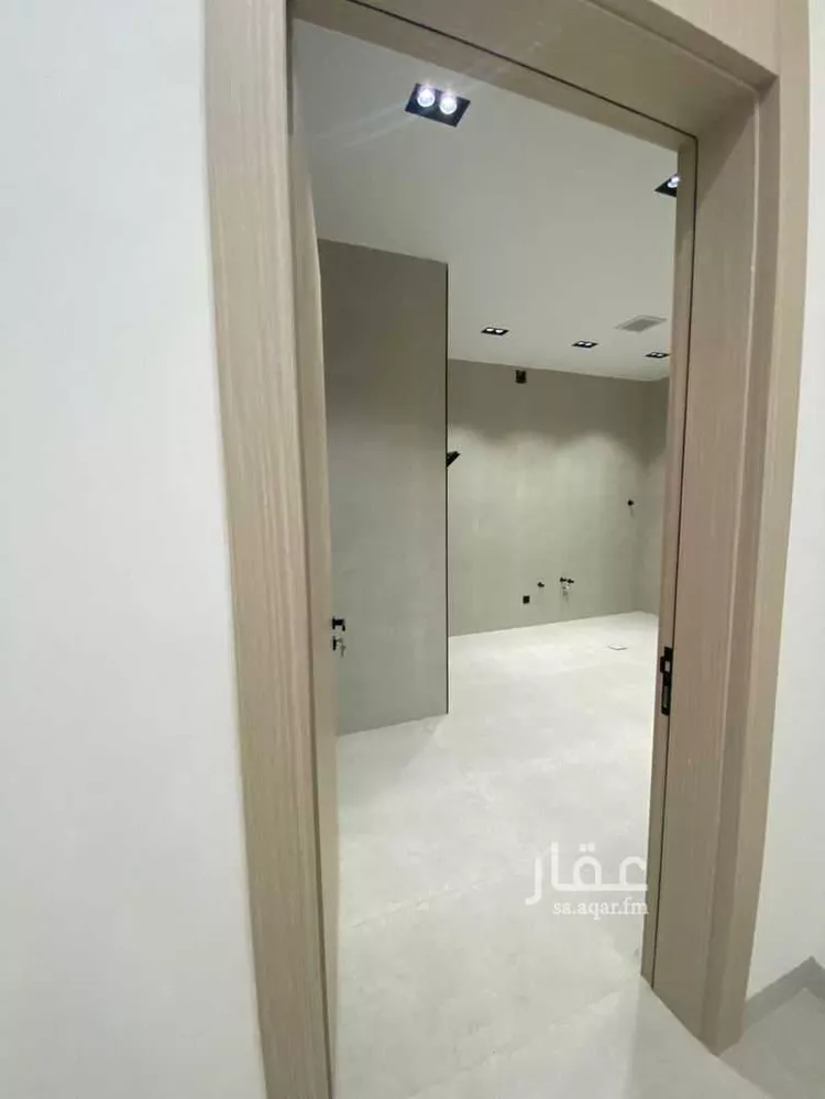 دور للبيع في شارع يحيى بن يحيى القرطبي, حي الرمال, مدينة الرياض, منطقة الرياض 18