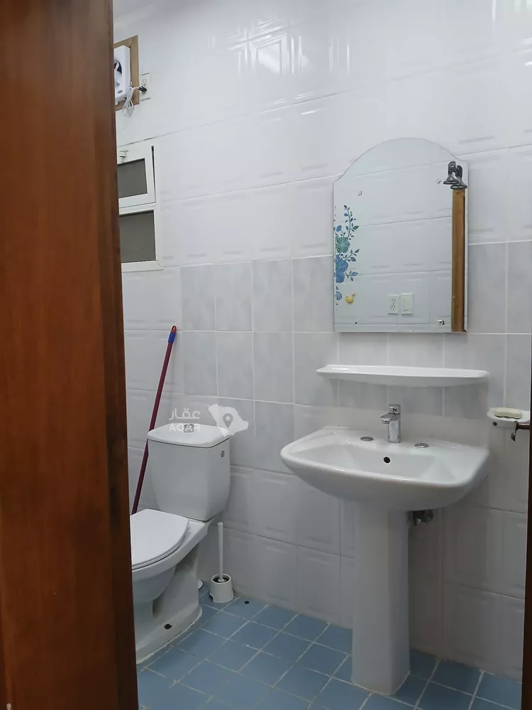 شقة للإيجار في شارع ابن الشهاب, حي البندرية, مدينة الخبر, المنطقة الشرقية 12