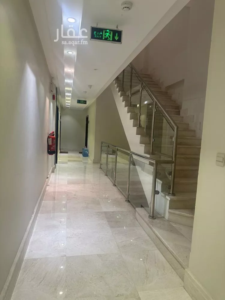شقة للإيجار في شارع ابن الشهاب, حي البندرية, مدينة الخبر, المنطقة الشرقية 8