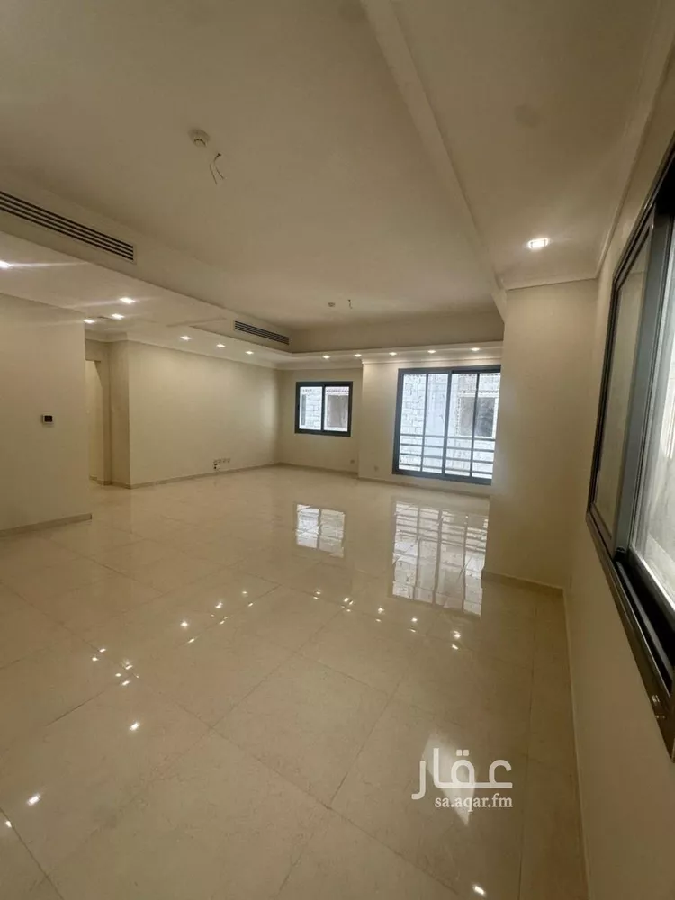 شقة للإيجار في شارع ابن الشهاب, حي البندرية, مدينة الخبر, المنطقة الشرقية 11