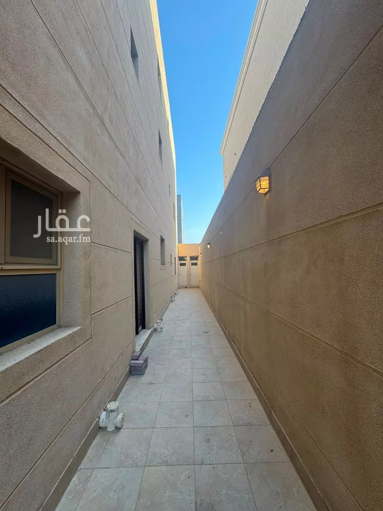 فيلا للبيع في شارع الزيزفون, حي الحسام, مدينة الدمام, المنطقة الشرقية 7