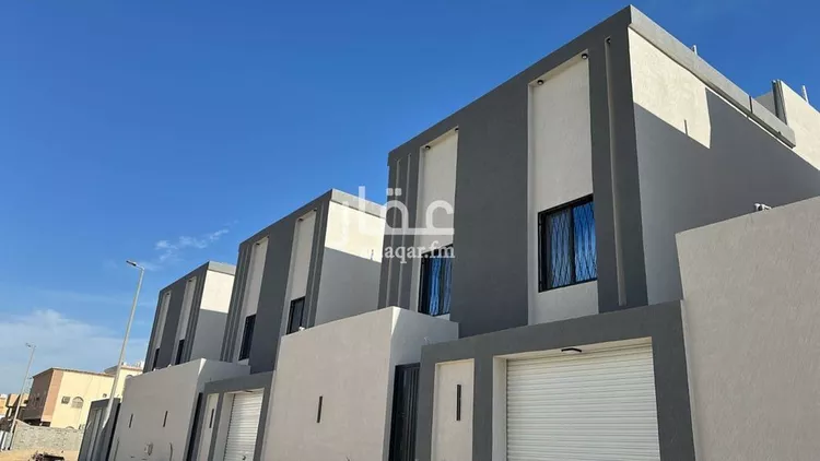 فيلا للبيع في شارع ضمرة بن الحصين, حي أحد, مدينة الدمام, المنطقة الشرقية