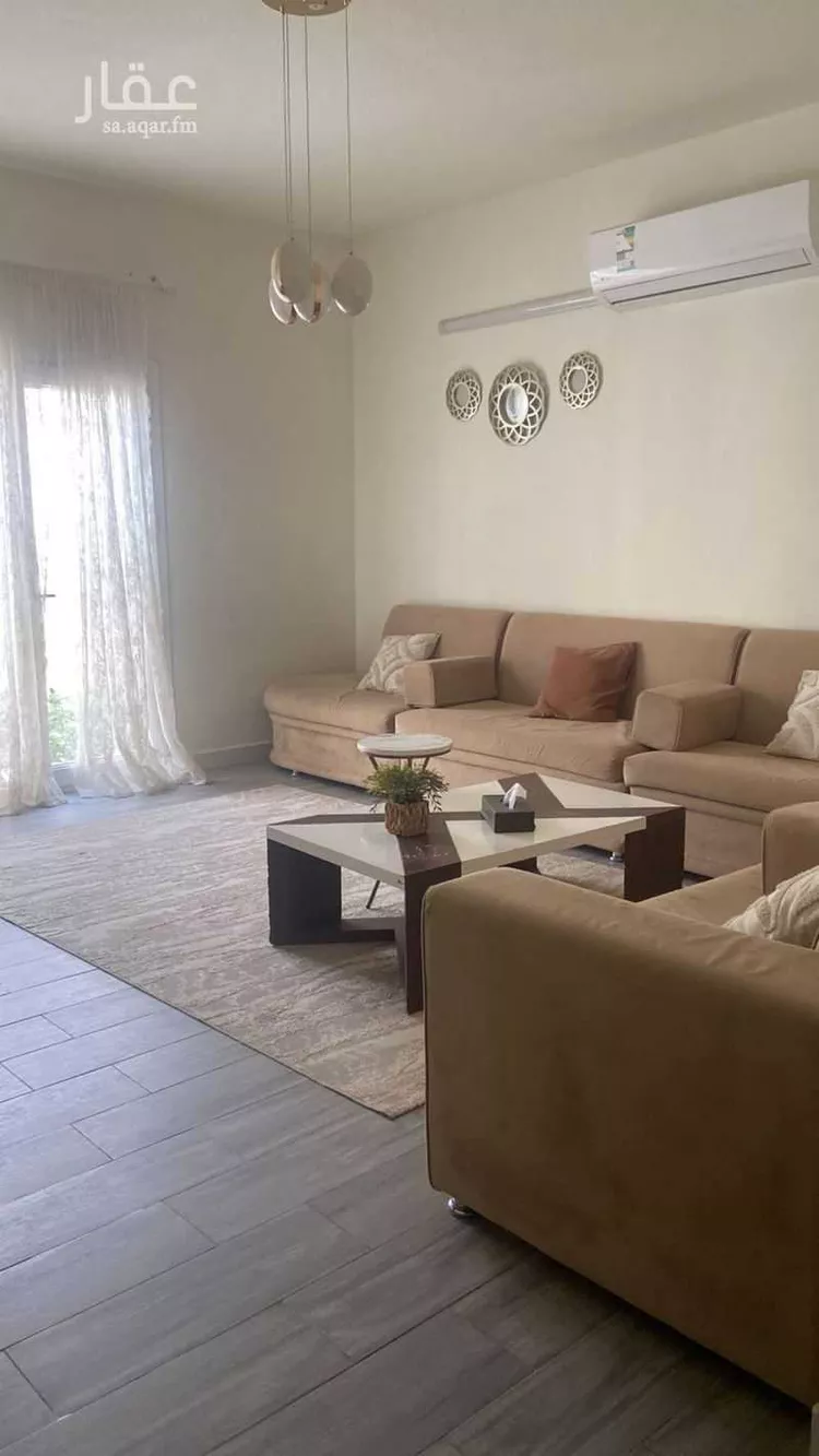 فيلا للبيع في شارع ابن الجارود, حي مطار الملك خالد الدولي, مدينة الرياض, منطقة الرياض