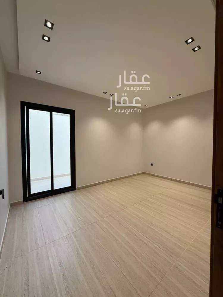 دور للبيع في شارع إبراهيم الهاشمي, حي عكاظ, مدينة الرياض, منطقة الرياض صورة 2