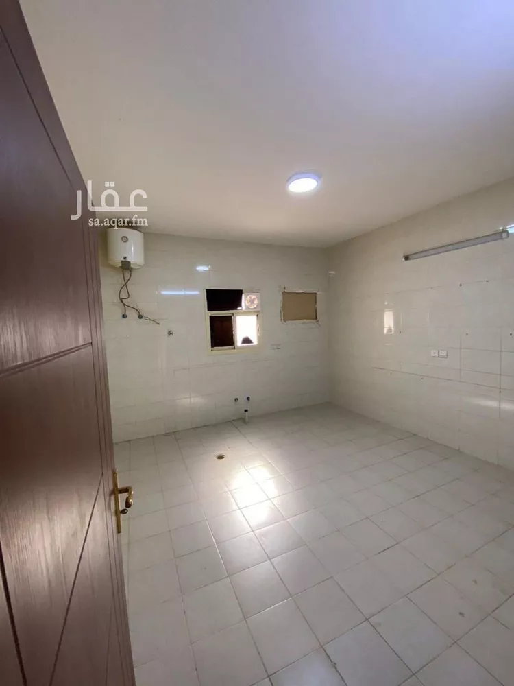 دور للإيجار في شارع أحمد مفتي المكي الحنفي, حي المهدية, مدينة الرياض, منطقة الرياض صورة 5