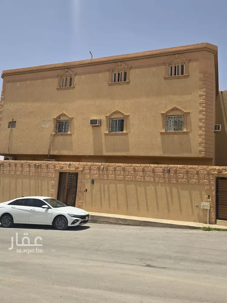 فيلا للبيع في شارع الصفيف, حي العريجاء الغربي, مدينة الرياض, منطقة الرياض صورة 2
