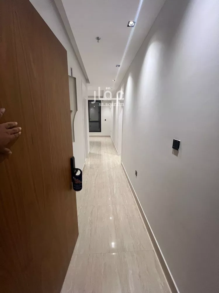 شقة للإيجار في شارع رقم 215, حي الملقا, مدينة الرياض, منطقة الرياض صورة 2
