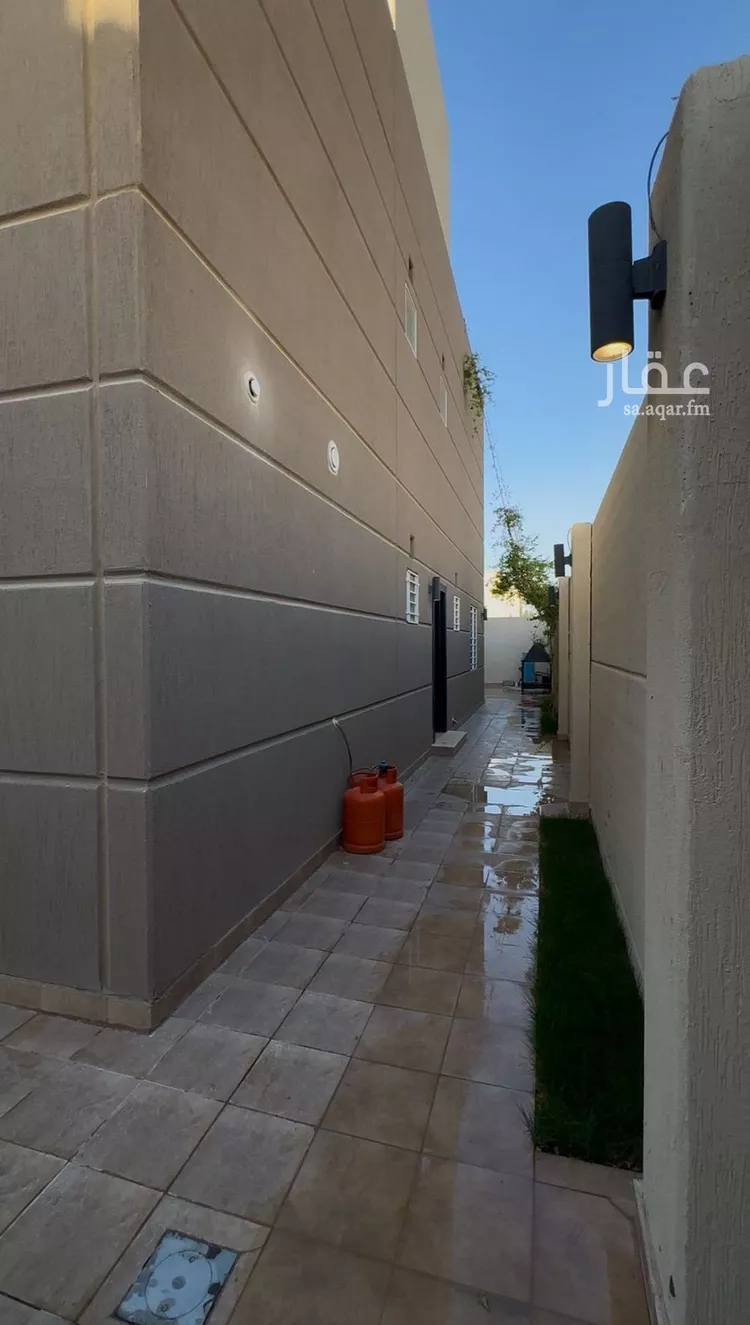 فيلا للبيع في شارع أحمد بن عمر الحضرمي, حي مطار الملك خالد الدولي, مدينة الرياض, منطقة الرياض صورة 3