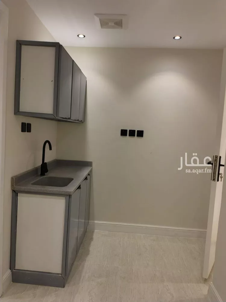 شقة للإيجار في شارع الديرية, حي الوزارات, مدينة الرياض, منطقة الرياض صورة 5