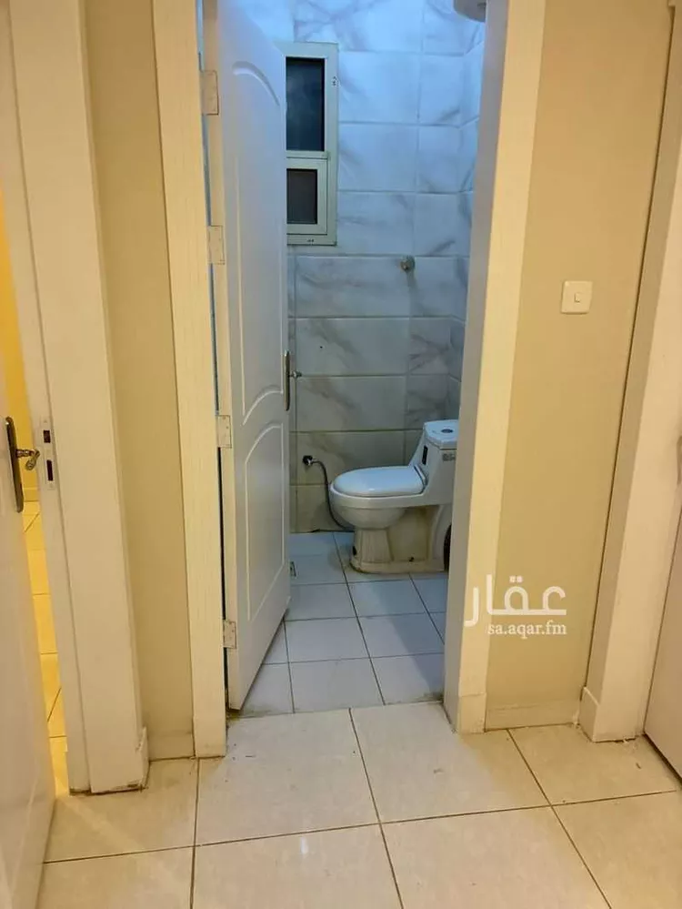 فيلا للإيجار في شارع عيسى بن احمد المرشدي, حي العارض, مدينة الرياض, منطقة الرياض صورة 2