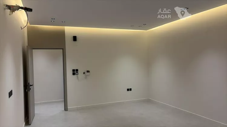 شقة للبيع في شارع الحصين ابن الحارث القرشي, حي العزيزية, مدينة المدينة المنورة, منطقة المدينة المنورة صورة 2