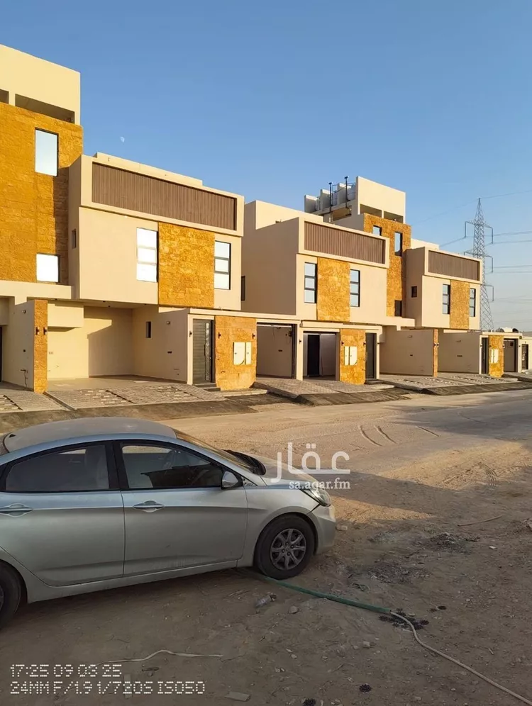 دور للبيع في شارع المجاردة, حي الحزم, مدينة الرياض, منطقة الرياض صورة 2