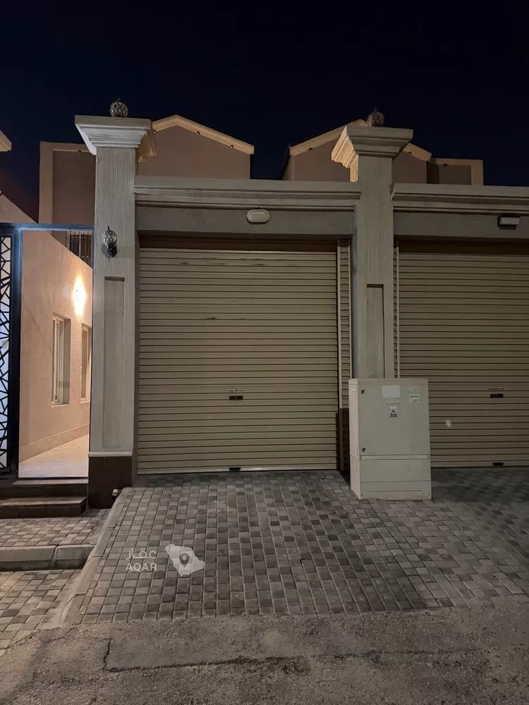 فيلا للإيجار في شارع ابن الطاهري, حي العروبة, مدينة الدمام, المنطقة الشرقية